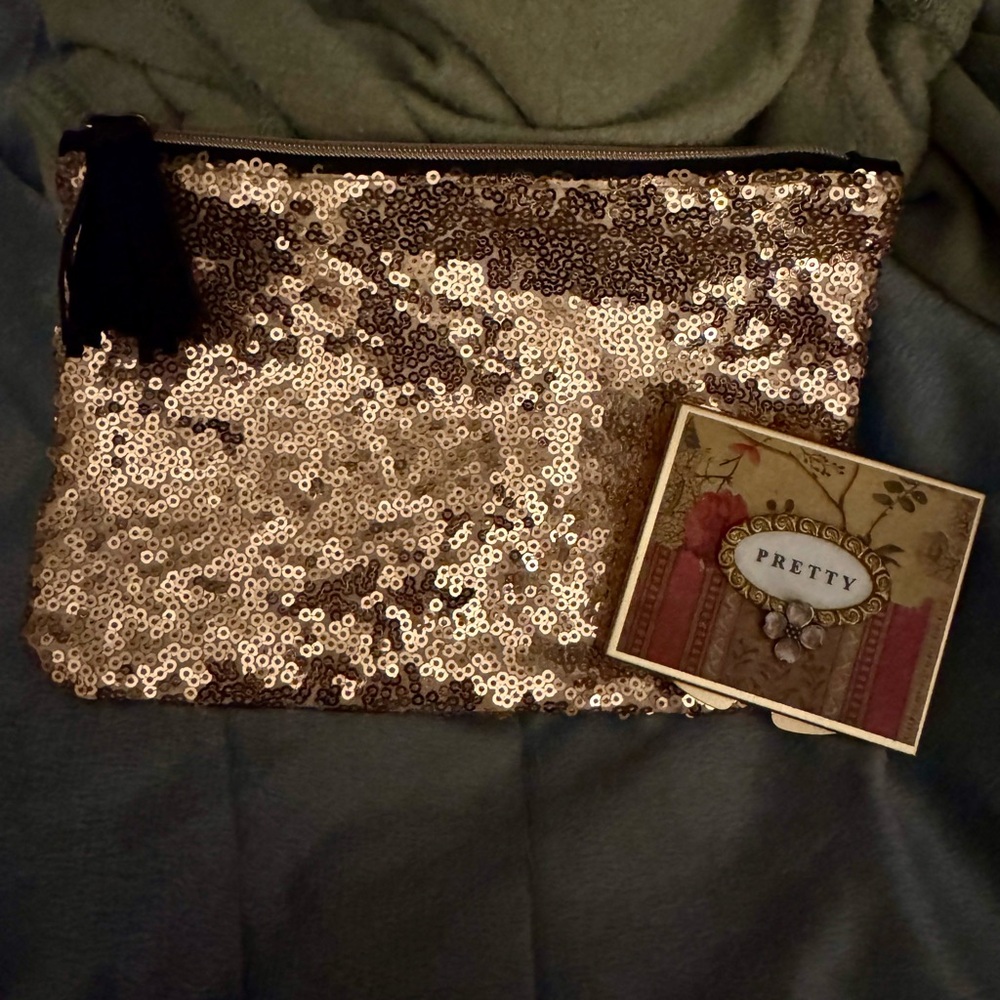 ipsy Gold Sequin Case & Cosmetic Mirror: See Below ⬇️